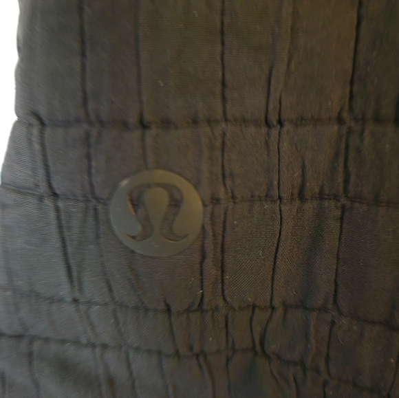 Lululemon Vest Sz 12 - Picture 5 of 5
